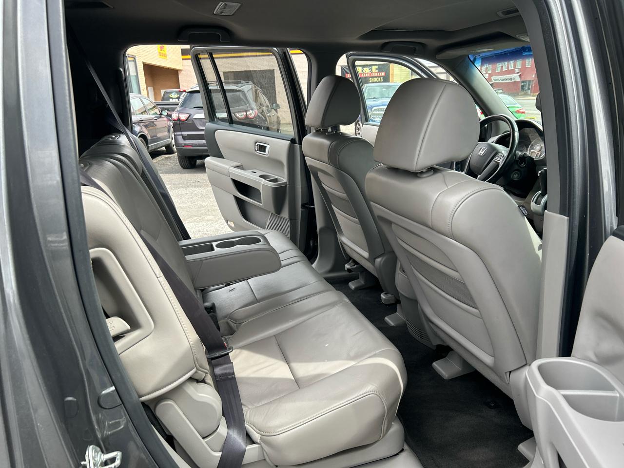 Honda Pilot 4WD EX-L AT 2011