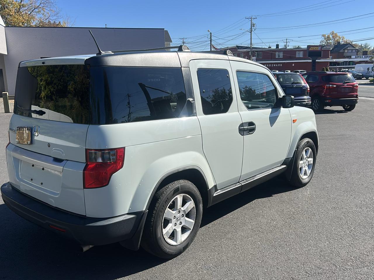 Honda Element EX 2WD AT with Navigation System 2010