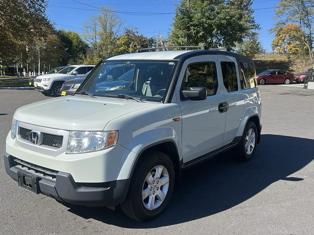 Honda Element EX 2WD AT with Navigation System 2010