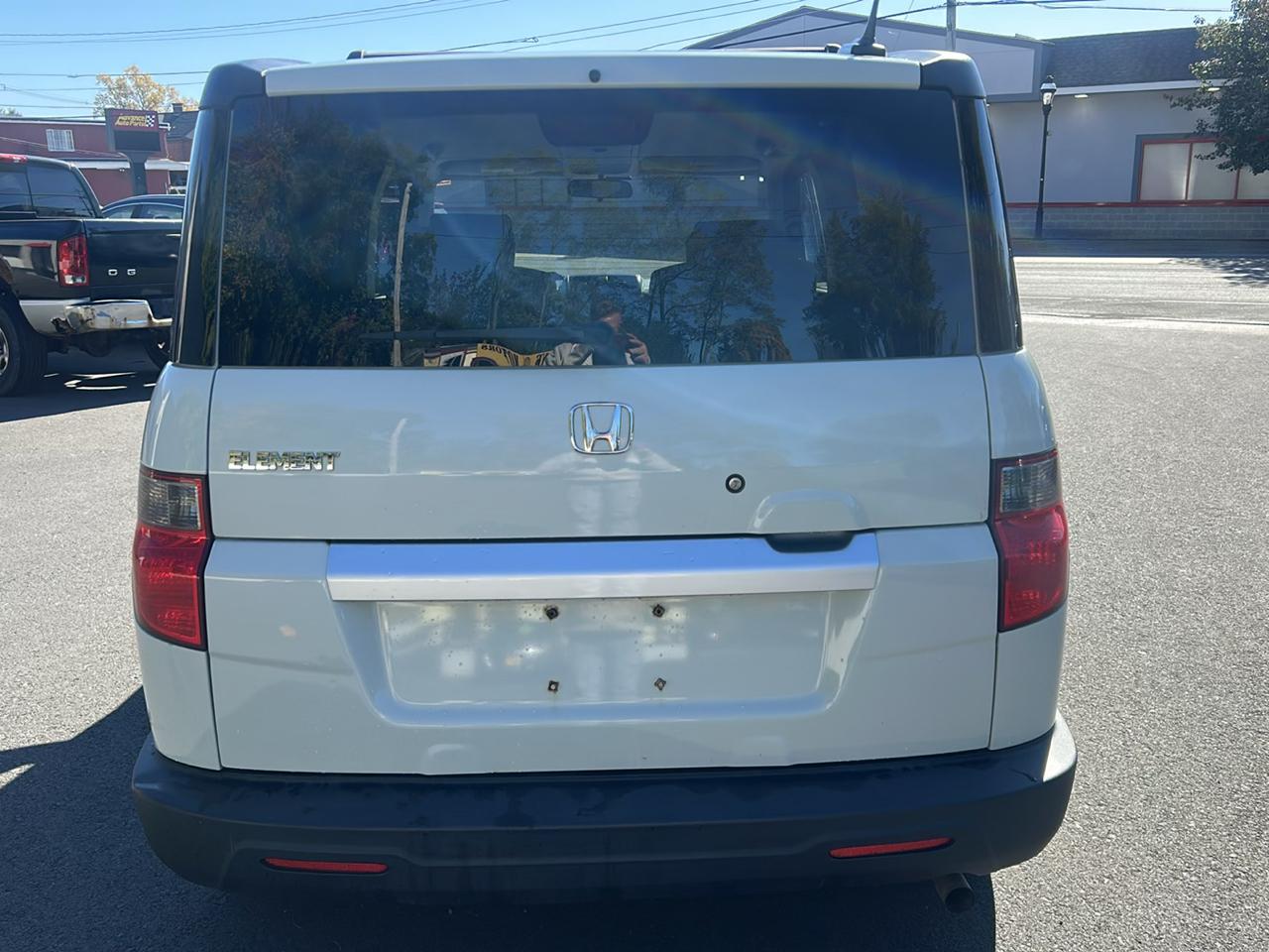 Honda Element EX 2WD AT with Navigation System 2010