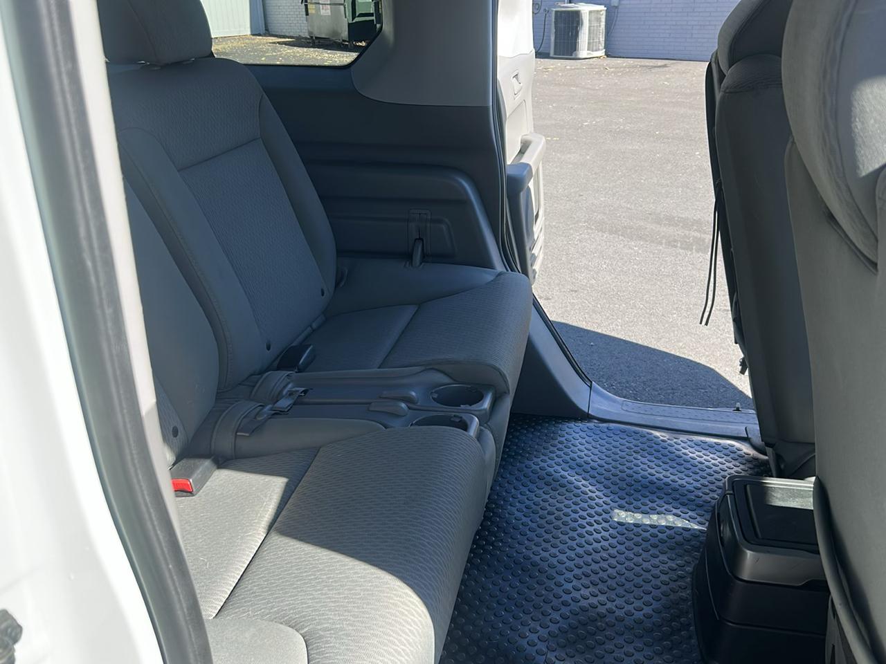 Honda Element EX 2WD AT with Navigation System 2010