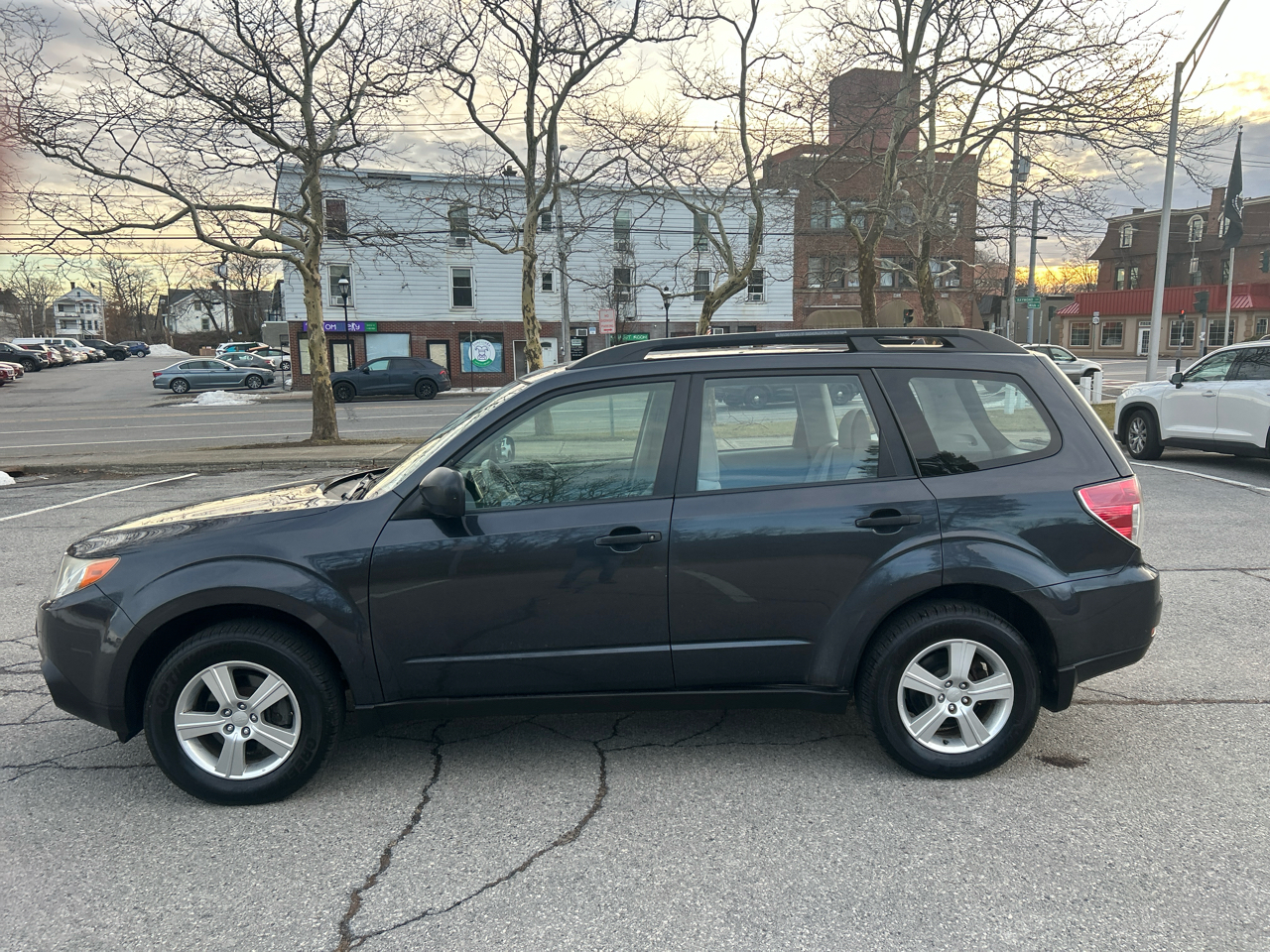 Subaru Forester 2.5X 2012