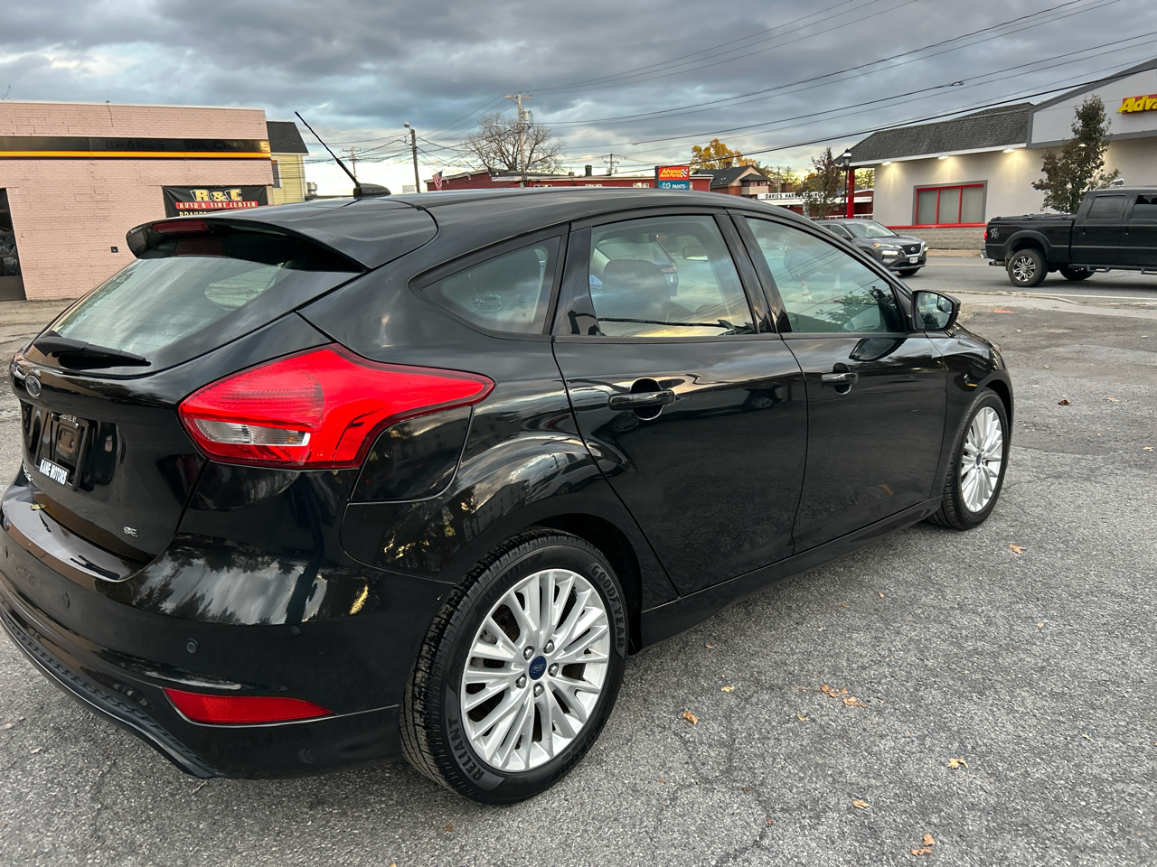 Ford Focus SE Hatch 2015 Ford Focus SE Hatch 2015