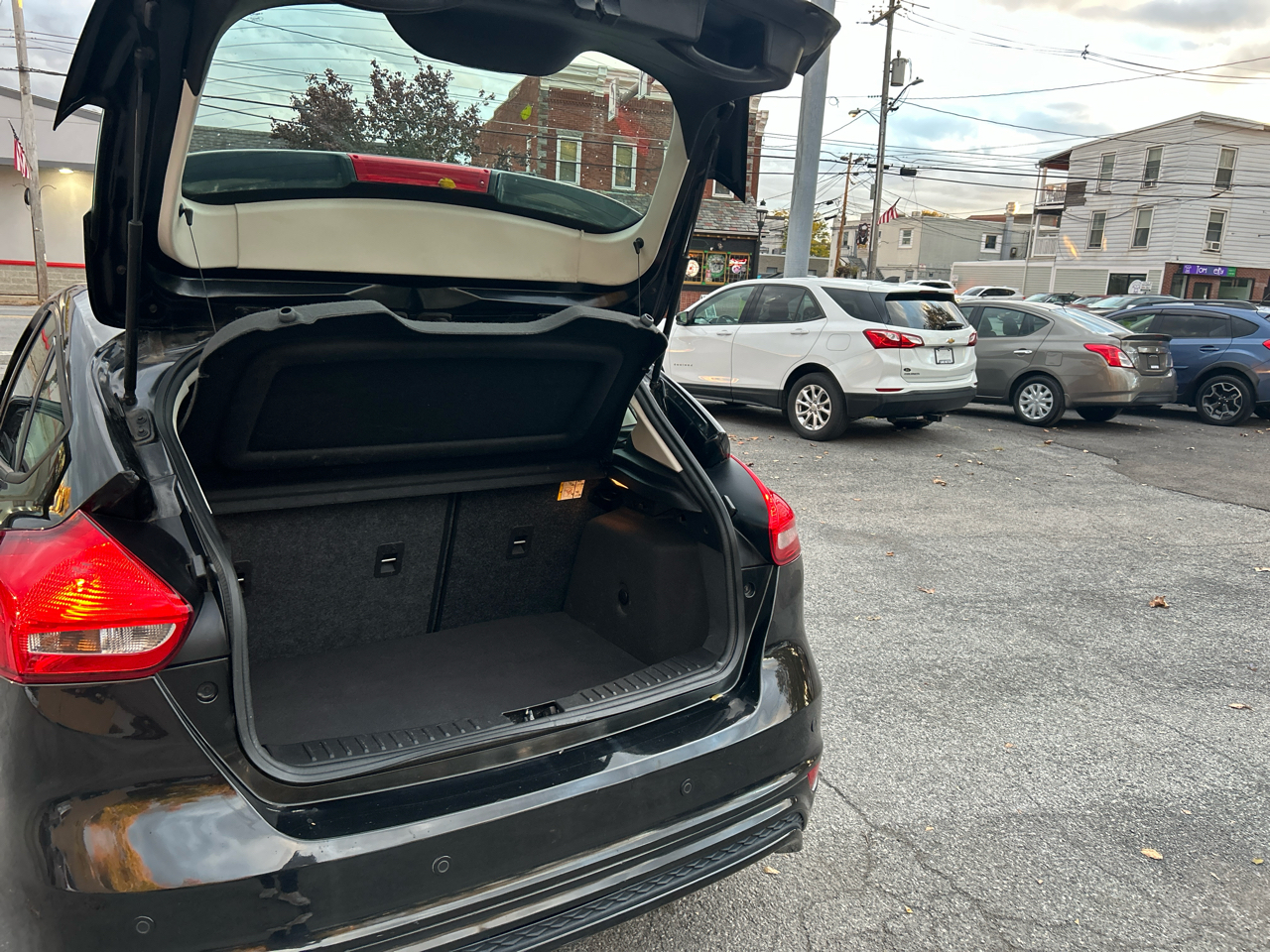 Ford Focus SE Hatch 2015 Ford Focus SE Hatch 2015