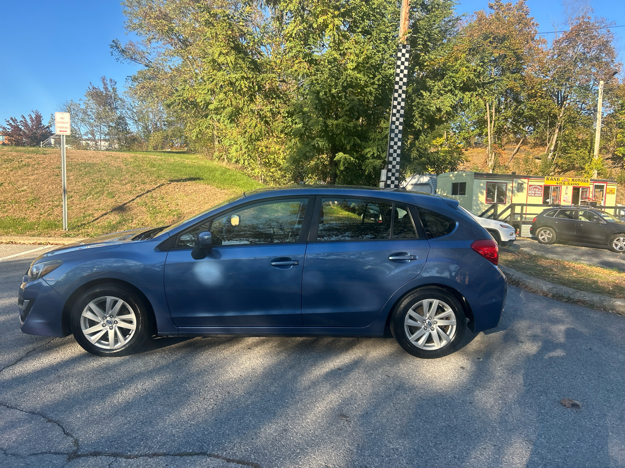 Subaru Impreza 2.0i Premium PZEV 5-Door 2015 Subaru Impreza 2.0i Premium PZEV 5-Door 2015