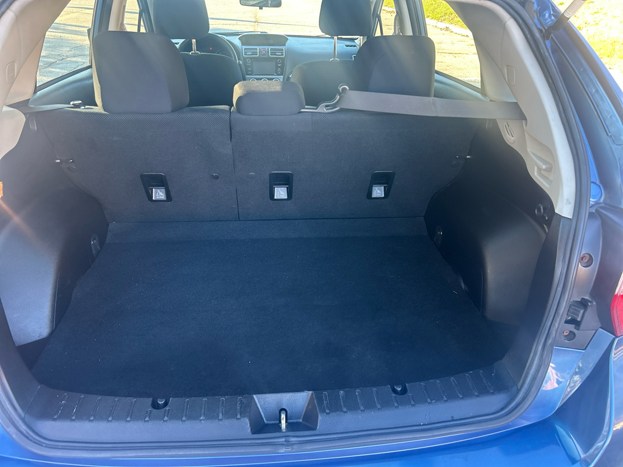 Subaru Impreza 2.0i Premium PZEV 5-Door 2015 Subaru Impreza 2.0i Premium PZEV 5-Door 2015