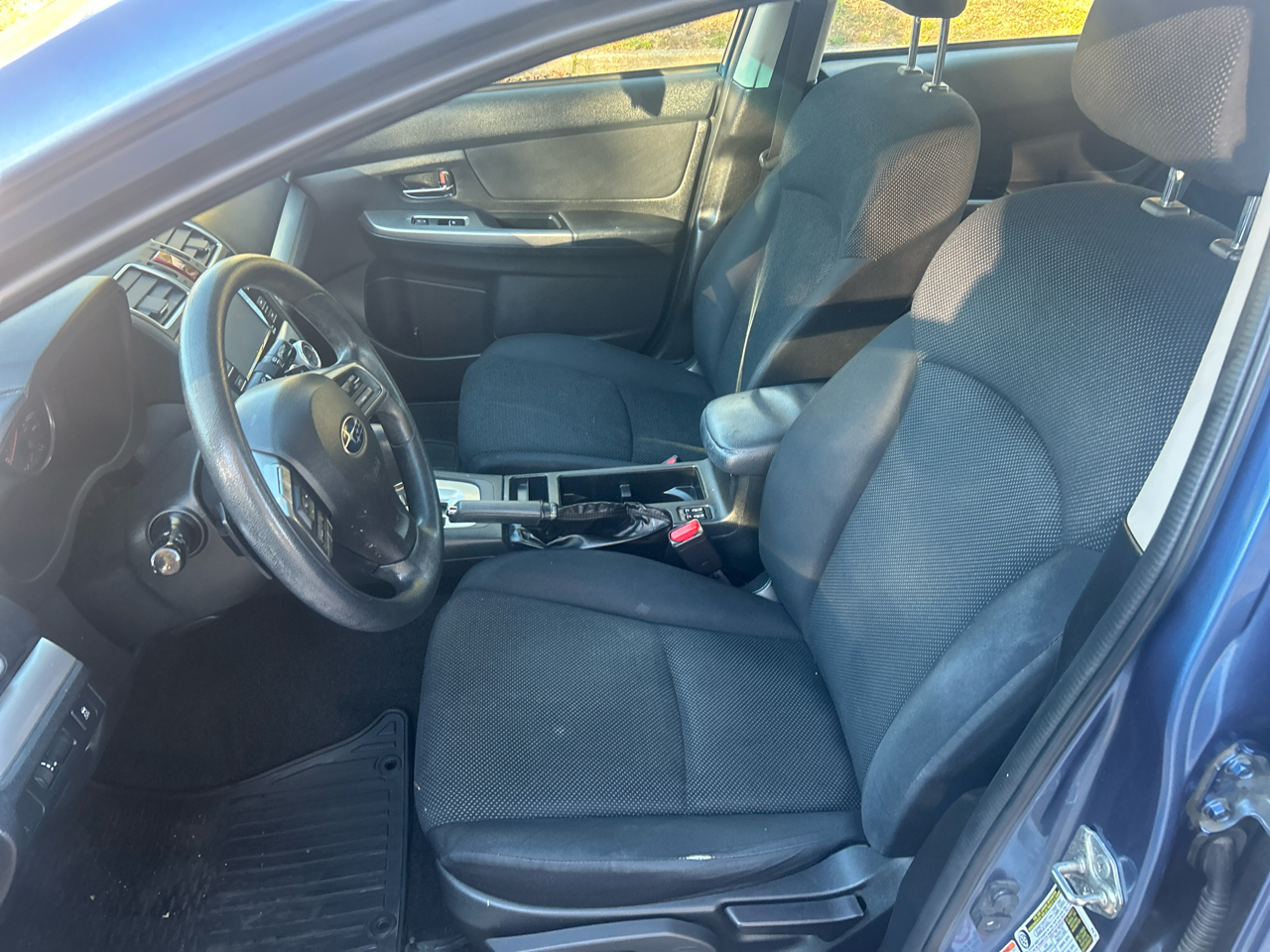 Subaru Impreza 2.0i Premium PZEV 5-Door 2015 Subaru Impreza 2.0i Premium PZEV 5-Door 2015