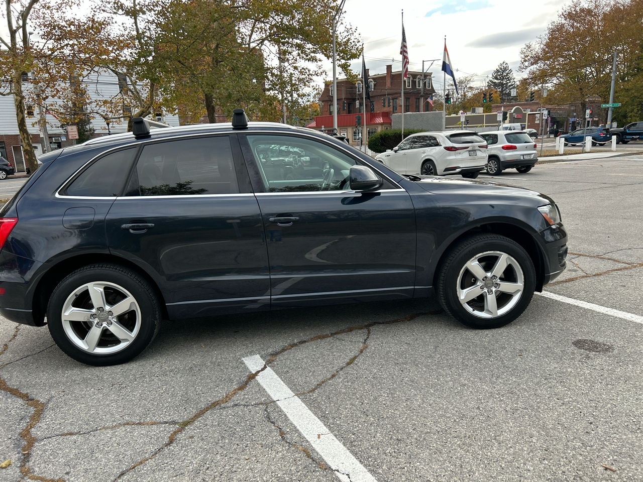 Audi Q5 2.0 quattro Premium 2012 Audi Q5 2.0 quattro Premium 2012
