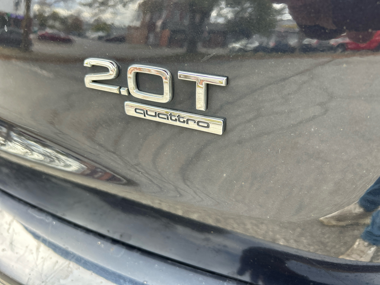 Audi Q5 2.0 quattro Premium 2012 Audi Q5 2.0 quattro Premium 2012