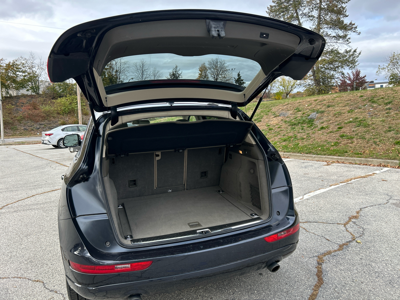 Audi Q5 2.0 quattro Premium 2012 Audi Q5 2.0 quattro Premium 2012