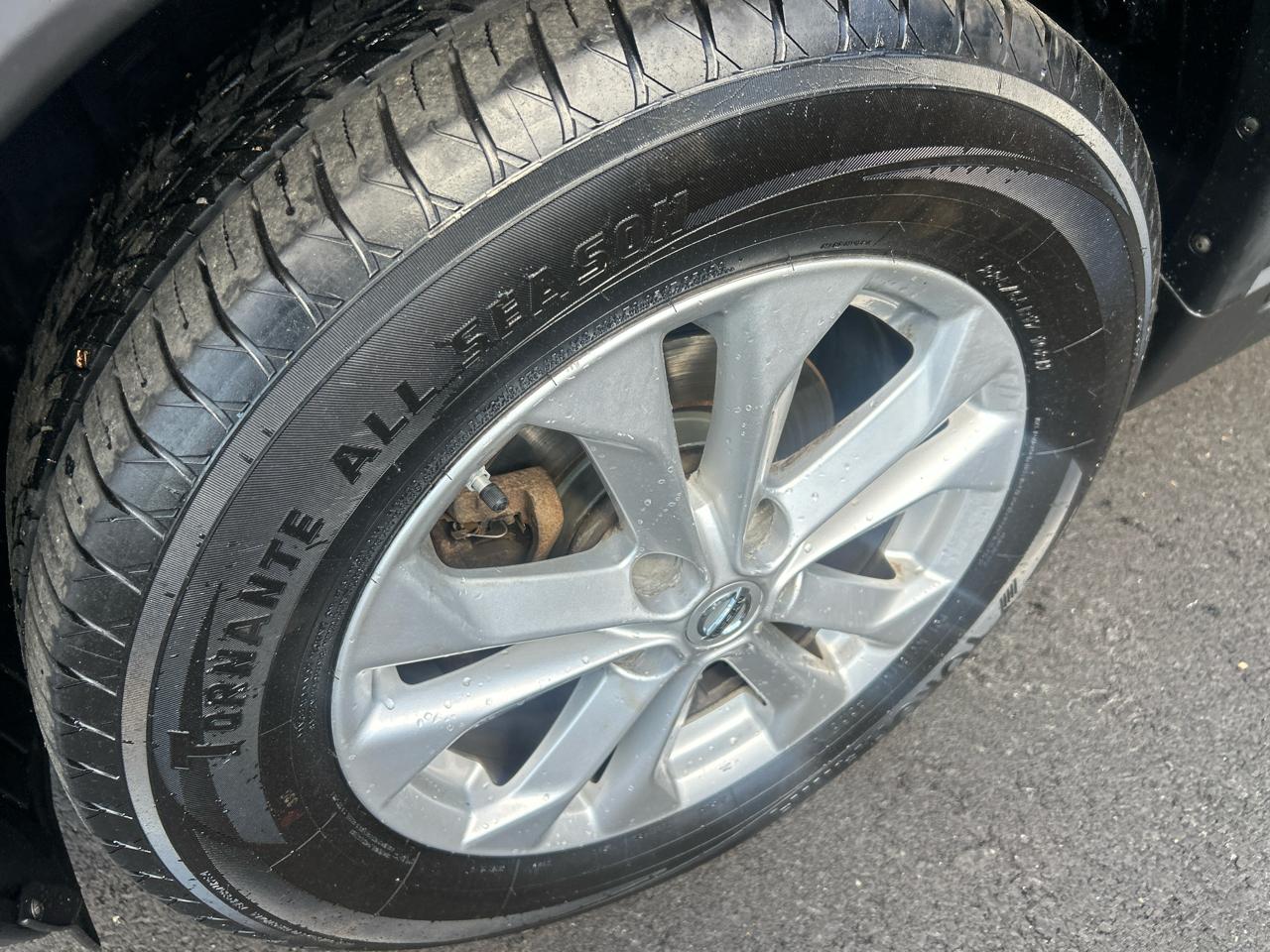Nissan Rogue SV AWD 2015