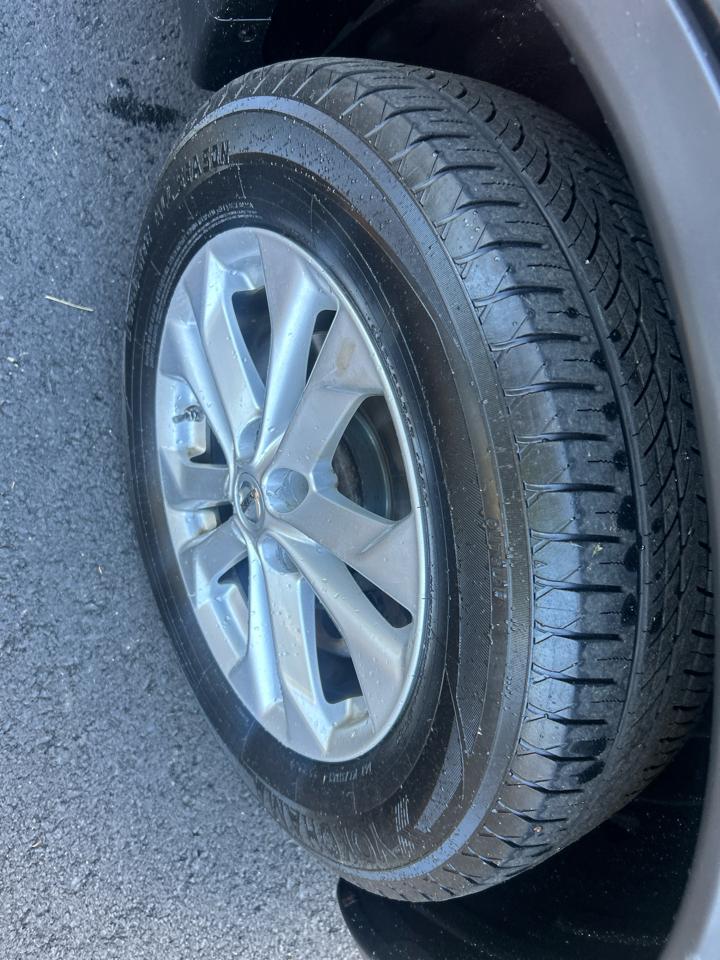 Nissan Rogue SV AWD 2015