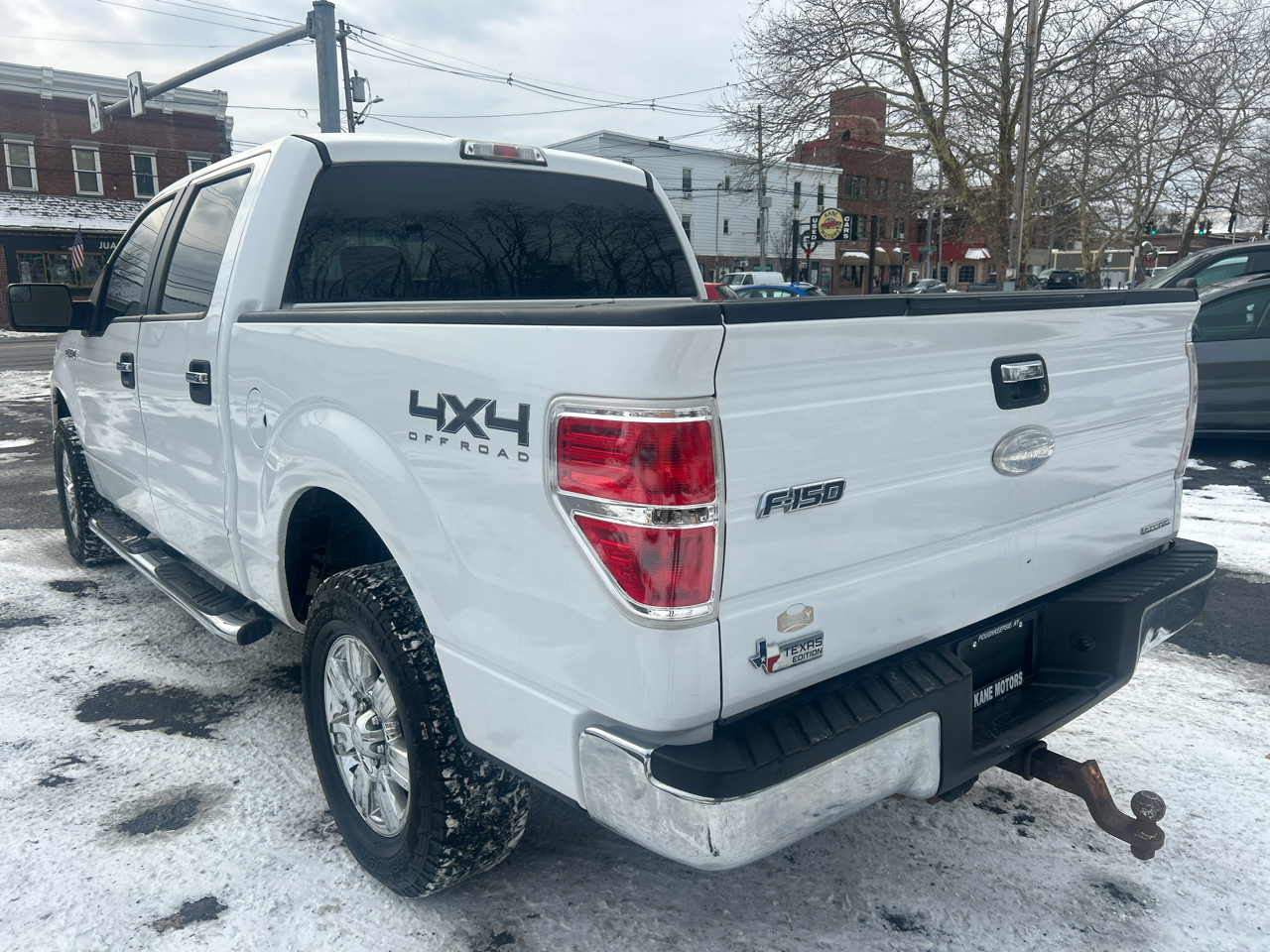 Ford F-150 4WD SuperCrew 150" XL 2012