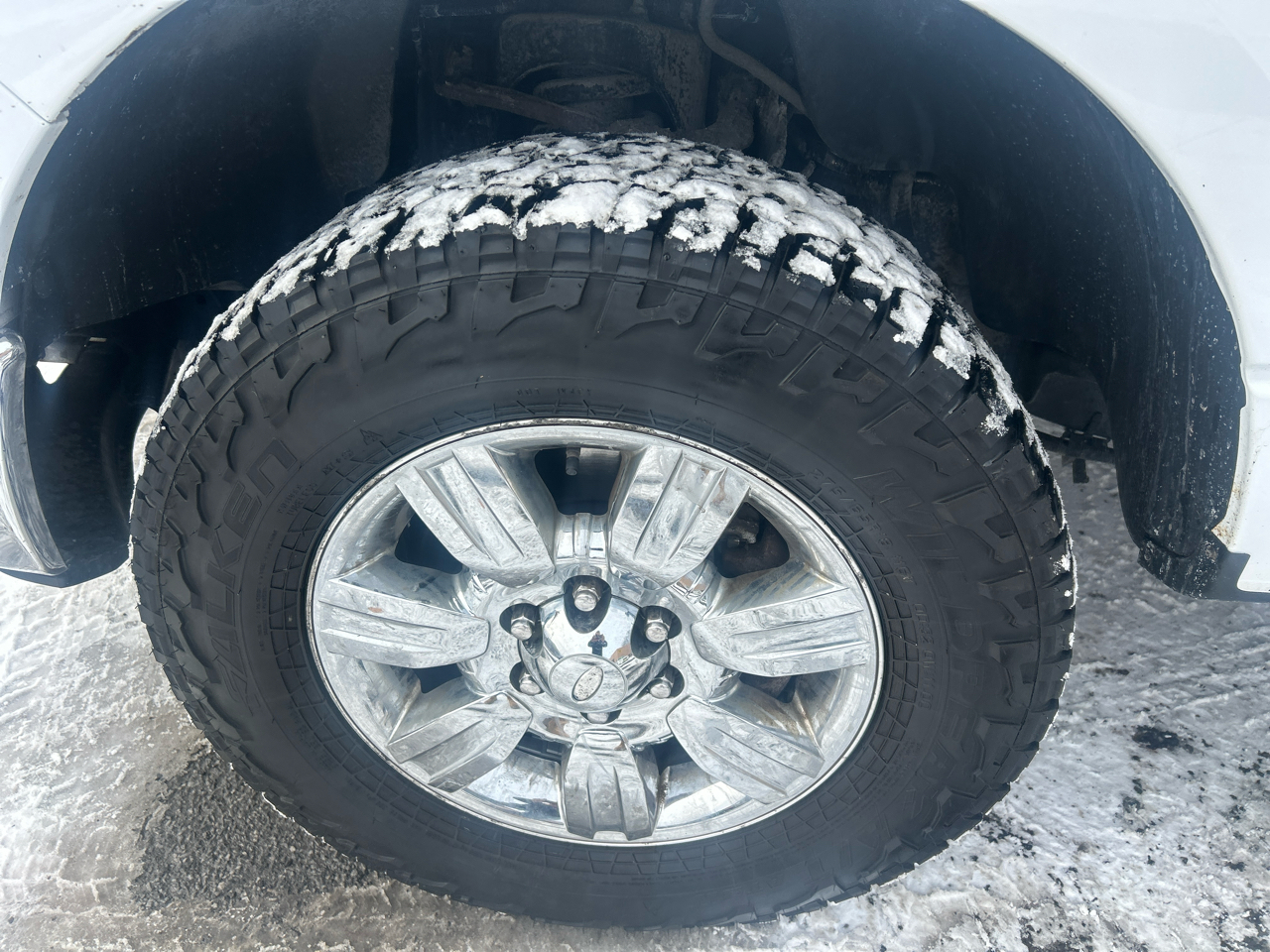 Ford F-150 4WD SuperCrew 150" XL 2012