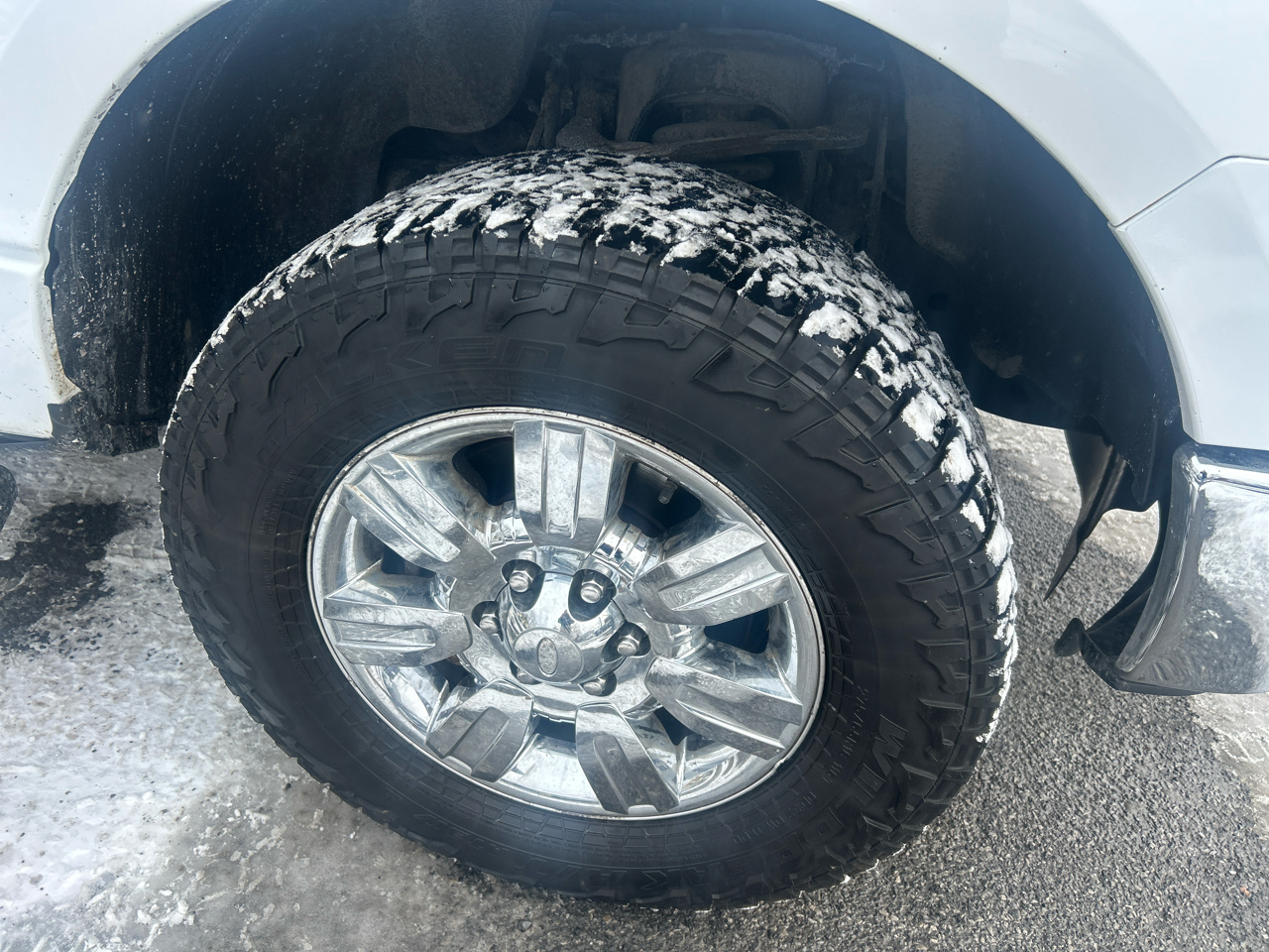 Ford F-150 4WD SuperCrew 150" XL 2012