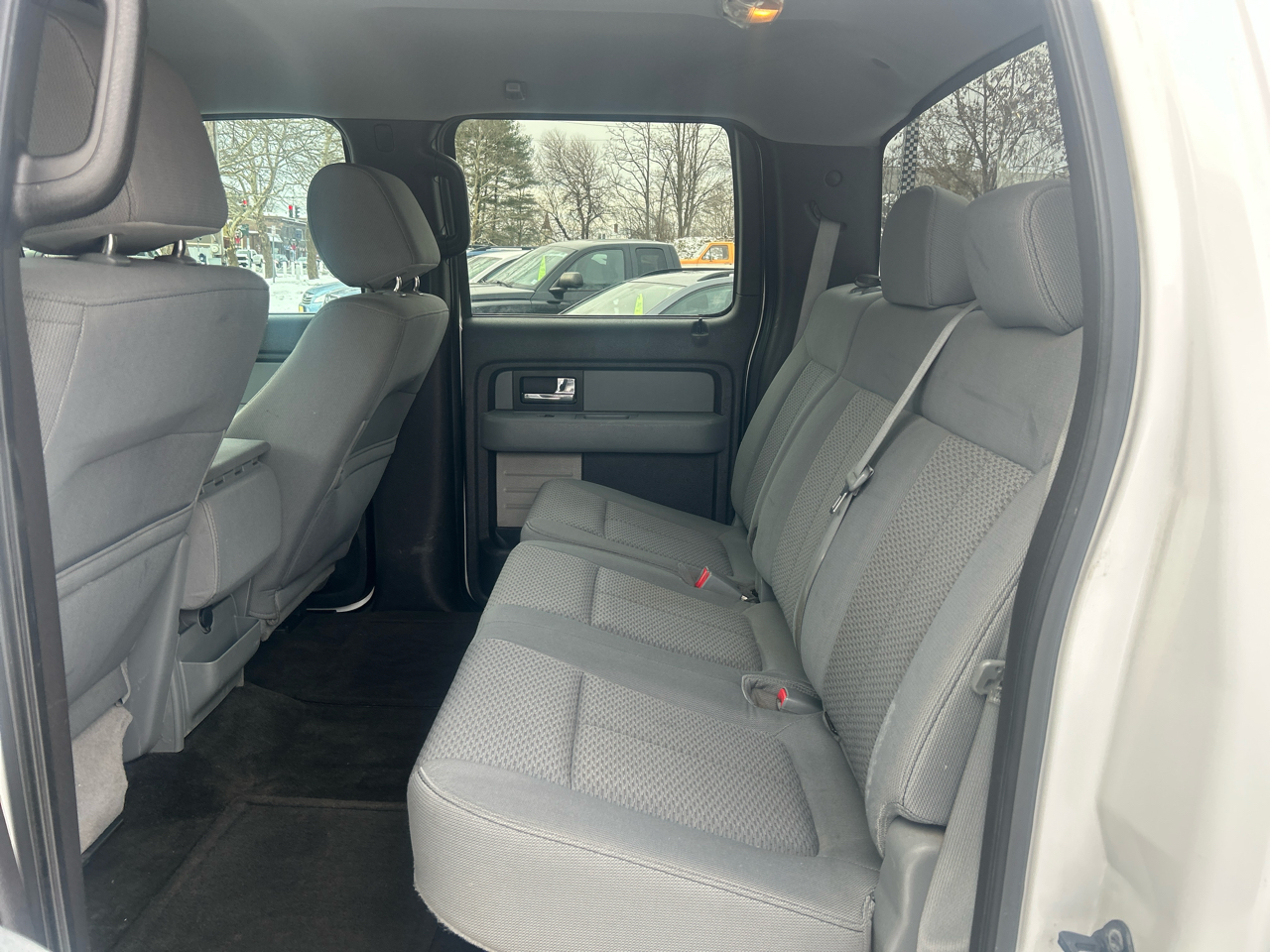 Ford F-150 4WD SuperCrew 150" XL 2012