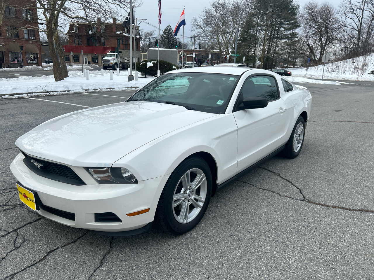 Ford Mustang V6 Coupe 2010