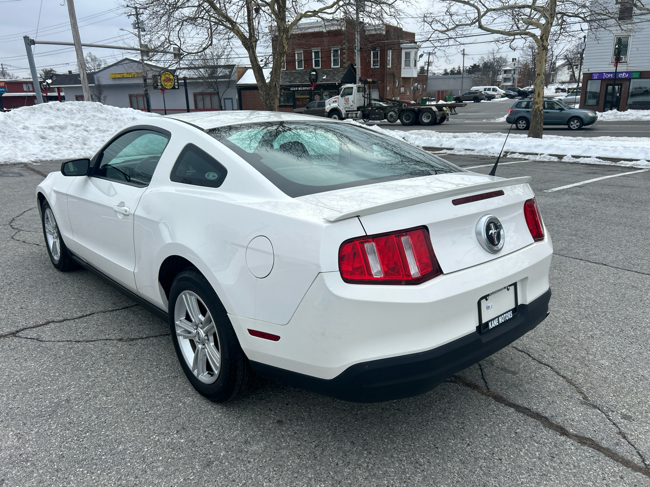 Ford Mustang V6 Coupe 2010