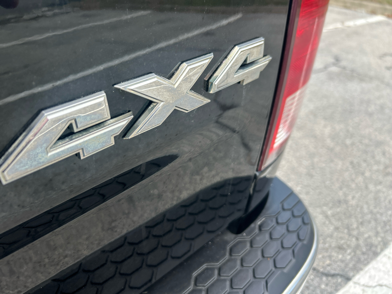 RAM 1500 2WD Crew Cab 140.5" Big Horn 2015