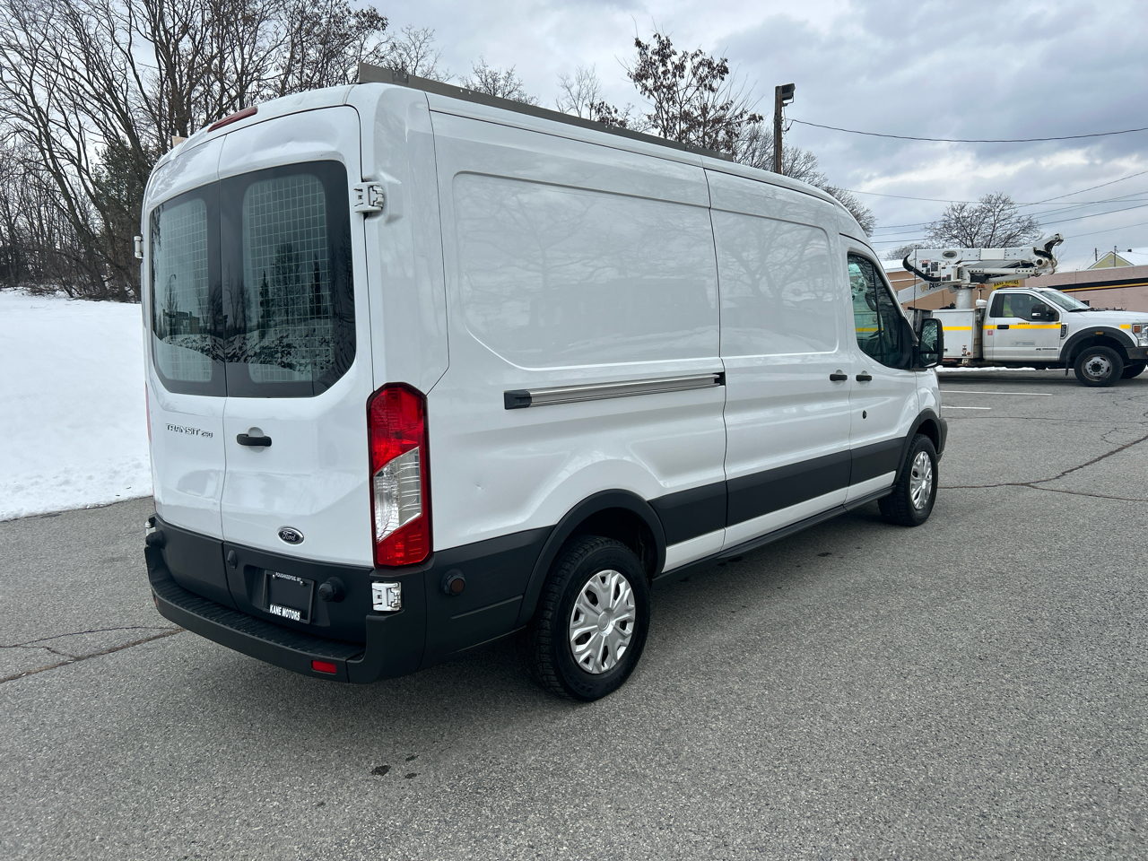 Ford Transit 250 Van Med. Roof w/Sliding Pass. 148-in. WB 2016