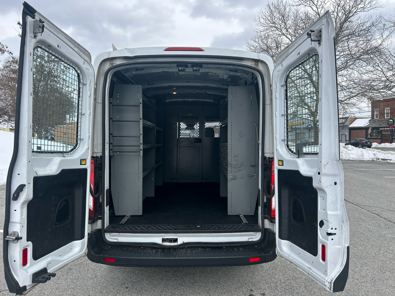 Ford Transit 250 Van Med. Roof w/Sliding Pass. 148-in. WB 2016