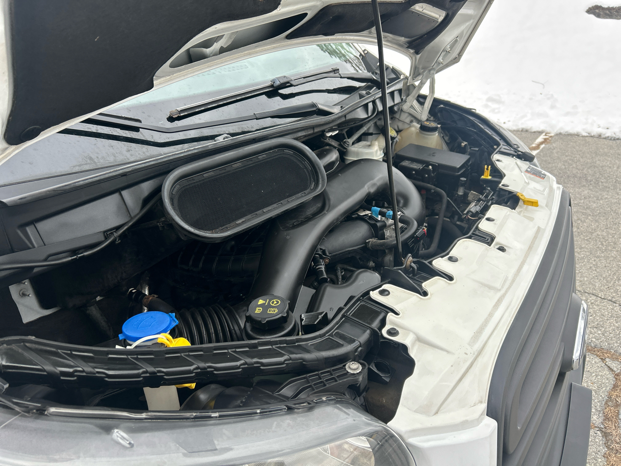 Ford Transit 250 Van Med. Roof w/Sliding Pass. 148-in. WB 2016