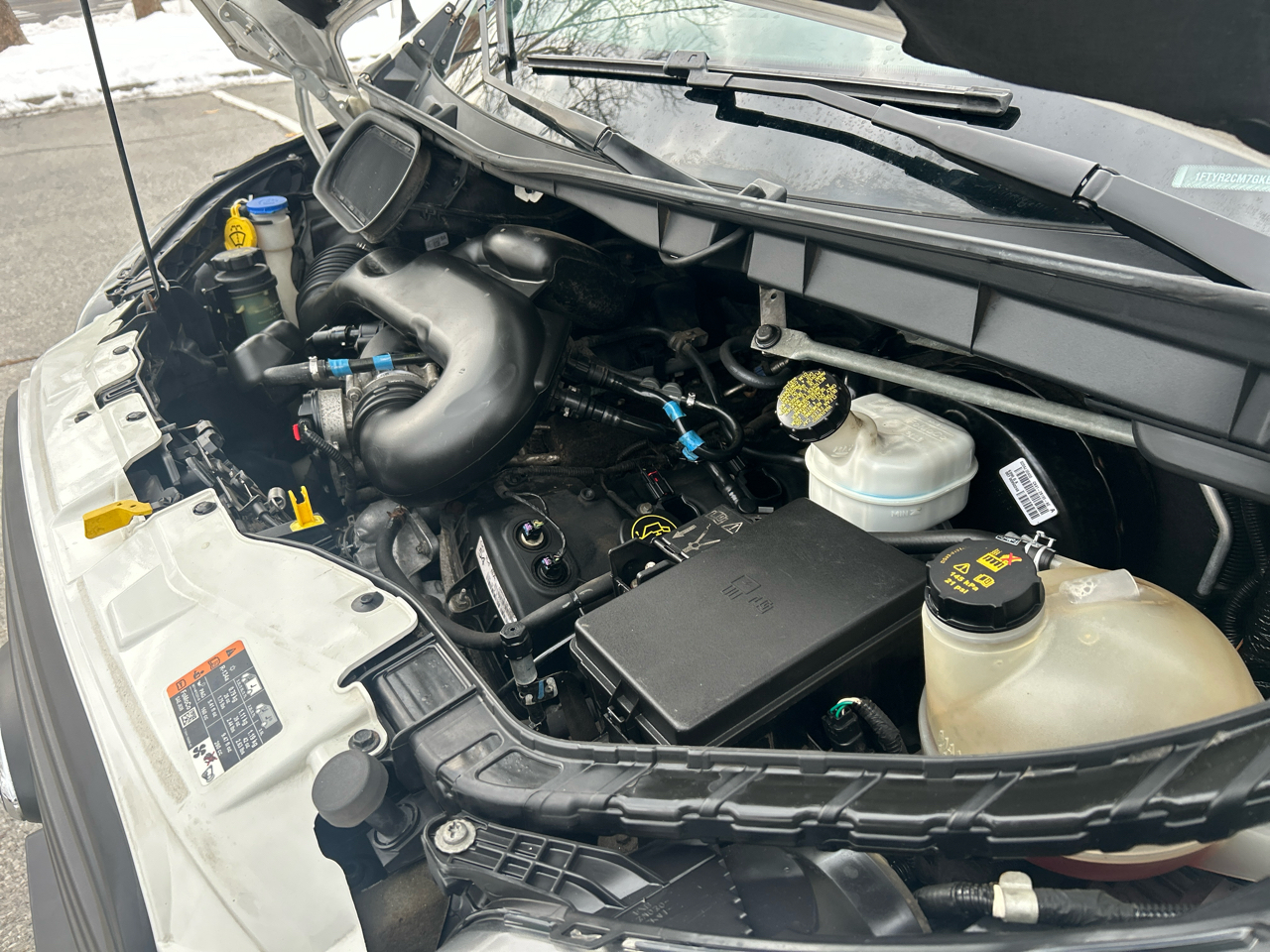 Ford Transit 250 Van Med. Roof w/Sliding Pass. 148-in. WB 2016