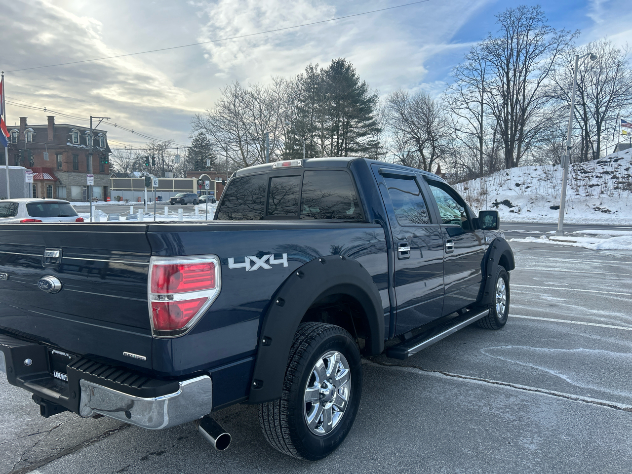 Ford F-150 4WD SuperCab 163" Lariat 2013
