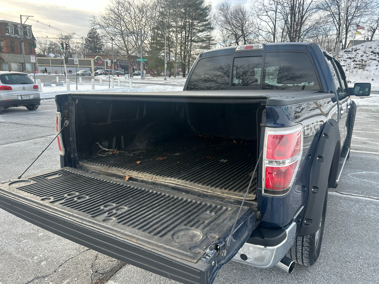 Ford F-150 4WD SuperCab 163" Lariat 2013
