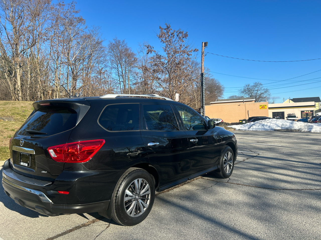 Nissan Pathfinder Platinum 4WD 2017