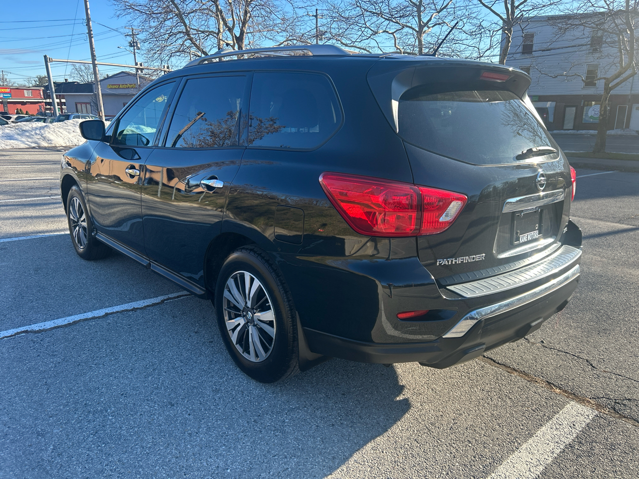 Nissan Pathfinder Platinum 4WD 2017
