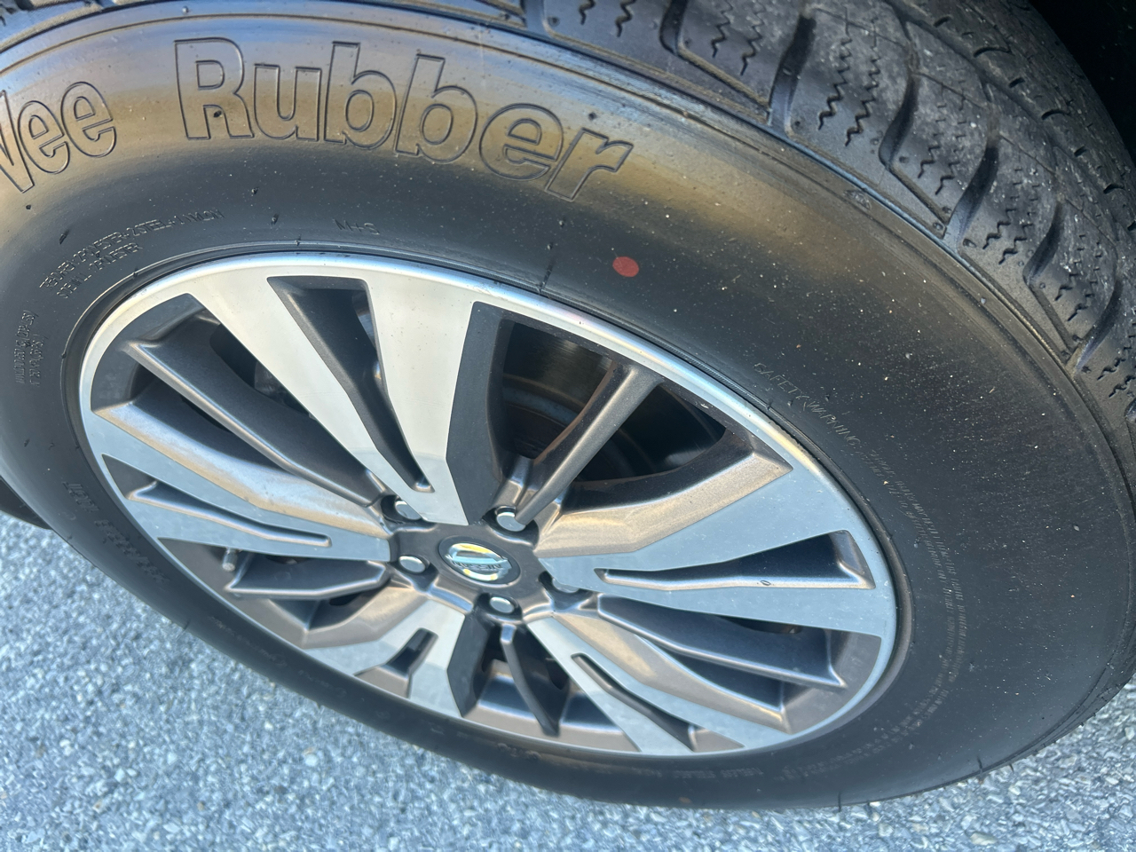 Nissan Pathfinder Platinum 4WD 2017