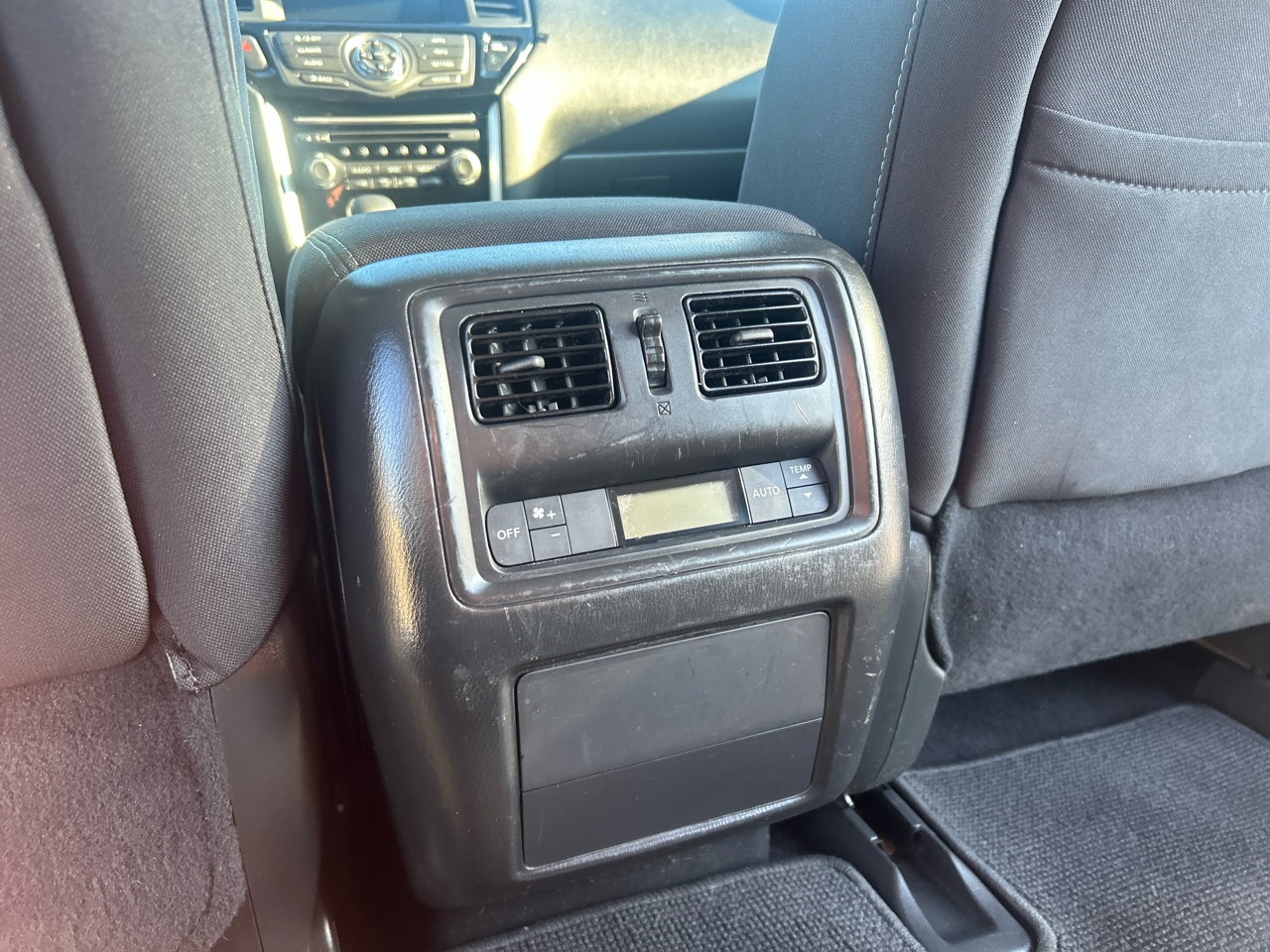 Nissan Pathfinder Platinum 4WD 2017