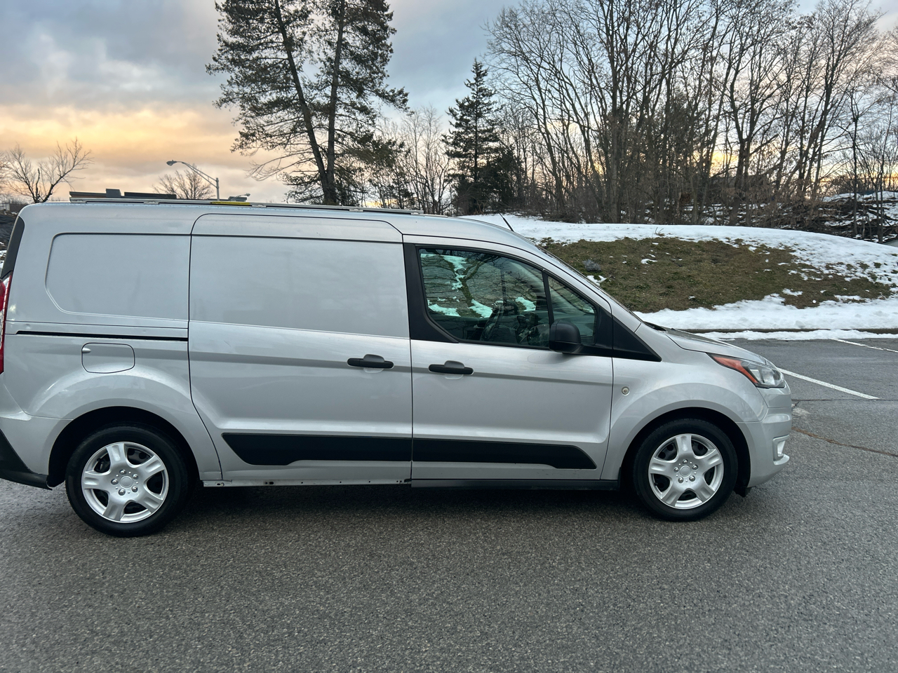 Ford Transit Connect Cargo Van XLT LWB w/Rear Liftgate 2021