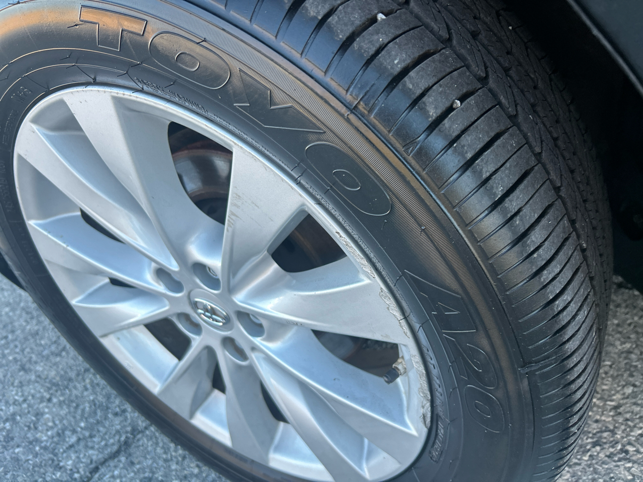 Toyota Venza LE I4 AWD 2015