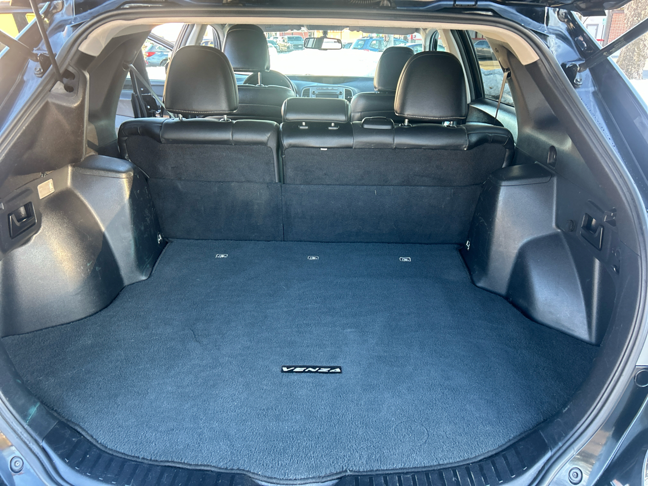 Toyota Venza LE I4 AWD 2015