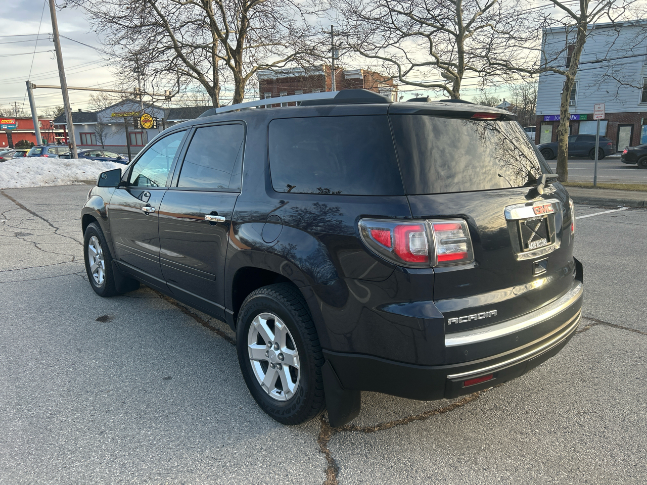 GMC Acadia SLE-1 AWD 2016