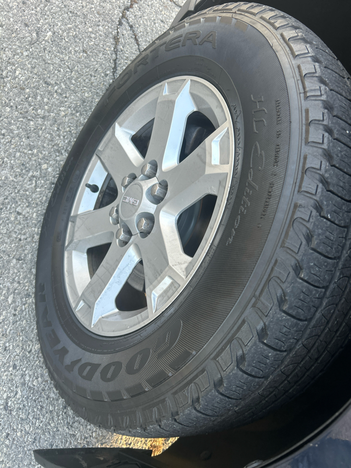 GMC Acadia SLE-1 AWD 2016