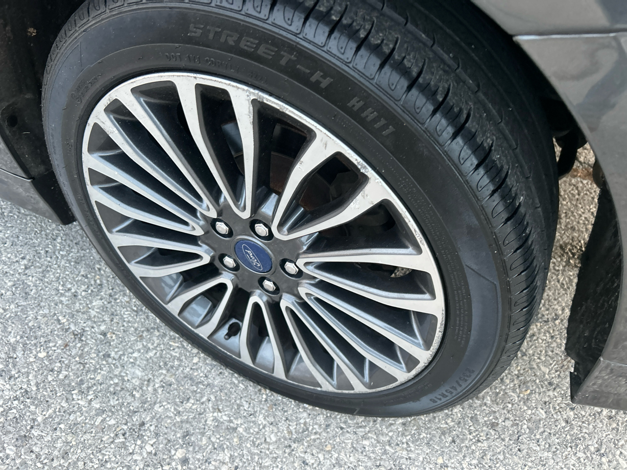 Ford Fusion Titanium AWD 2017