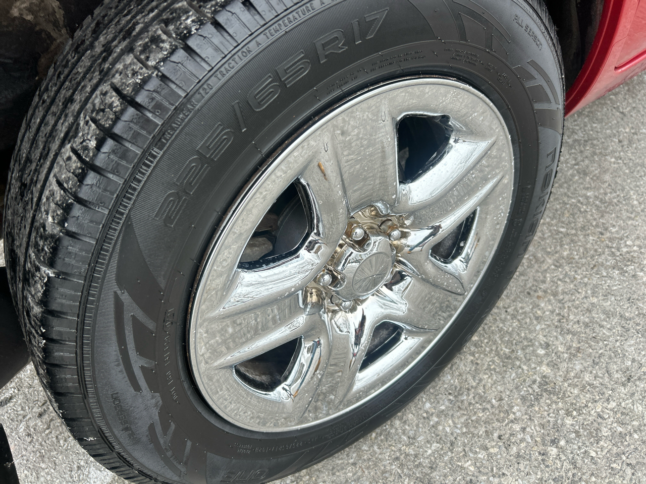 Toyota RAV4 Base I4 4WD 2012