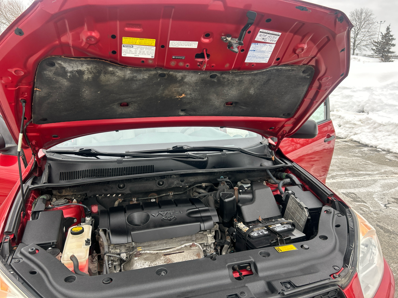 Toyota RAV4 Base I4 4WD 2012