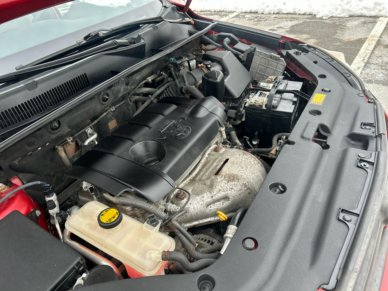 Toyota RAV4 Base I4 4WD 2012