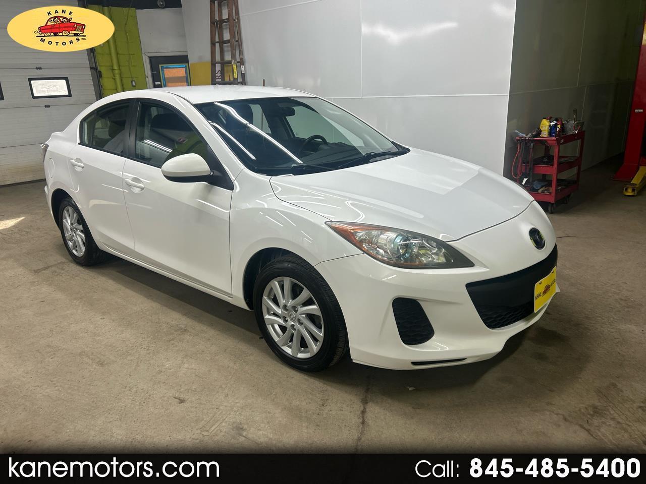 Mazda MAZDA3 i Touring 4-door 2012