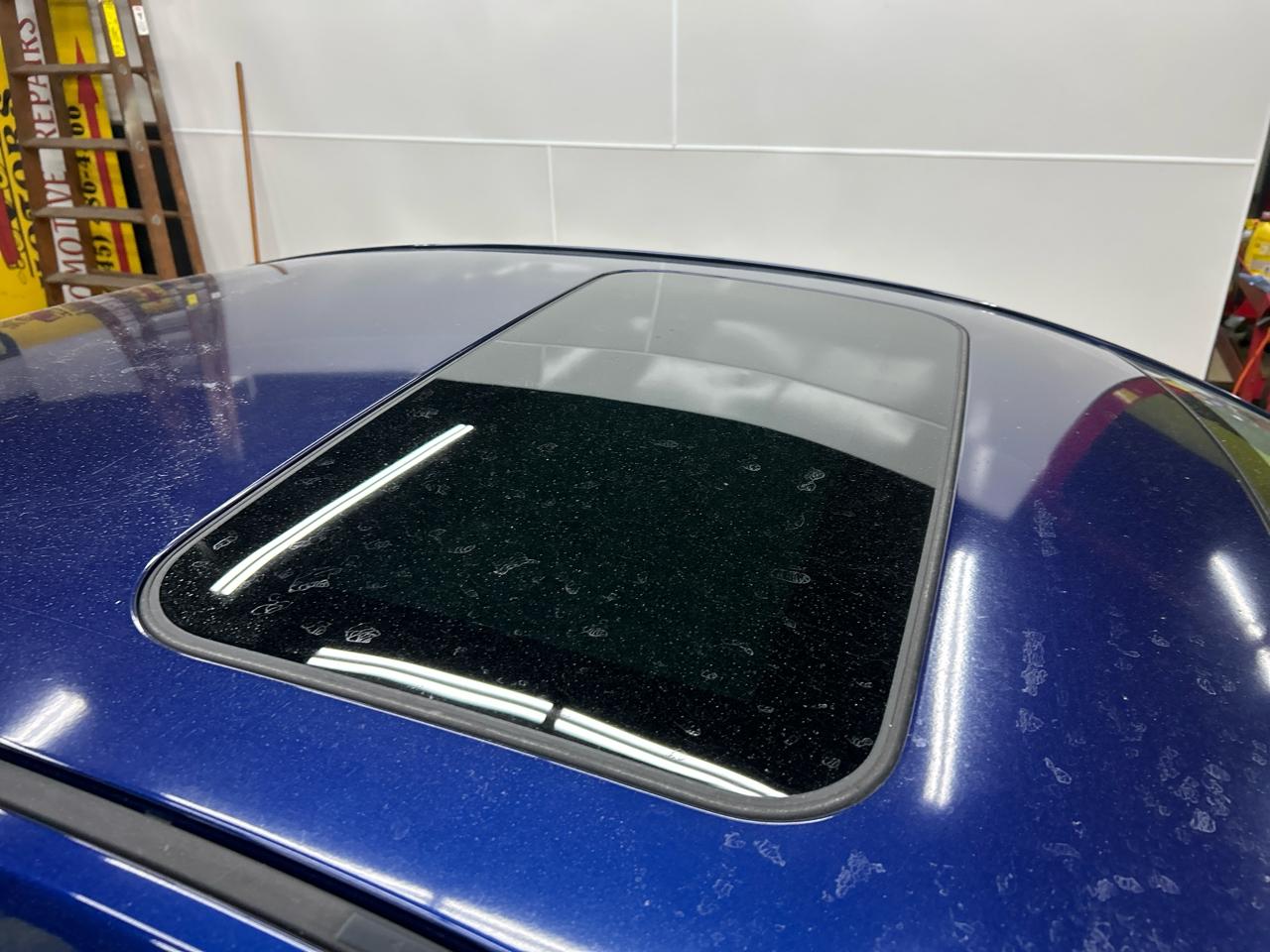 Mazda MAZDA3 i Touring 4-door 2012