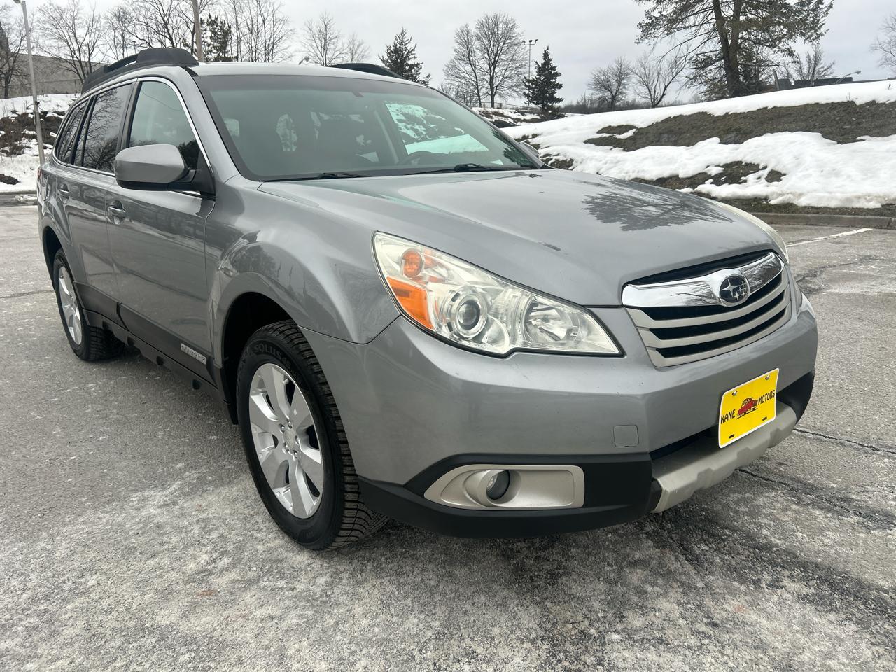Subaru Outback 2.5i Limited 2011