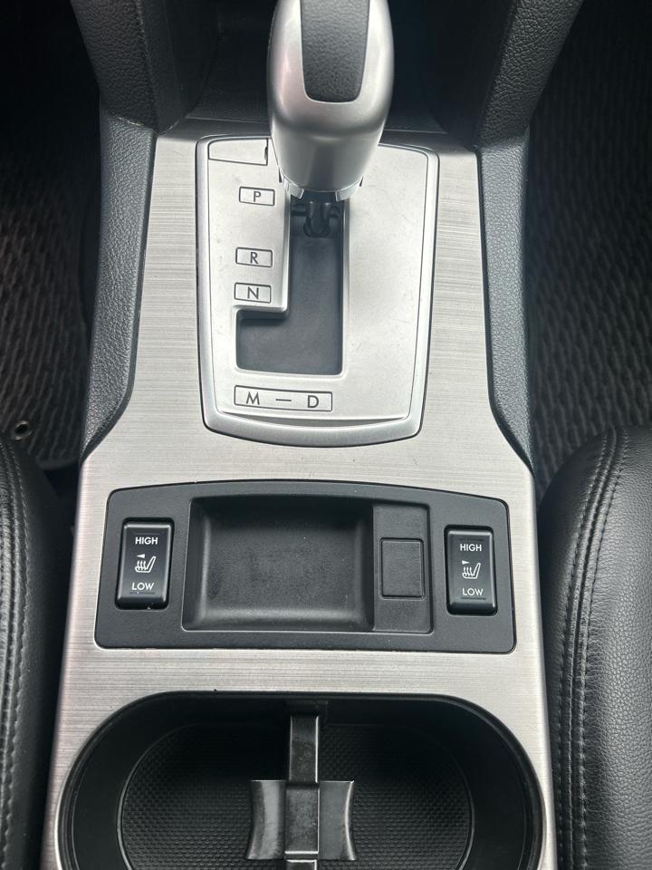 Subaru Outback 2.5i Limited 2011