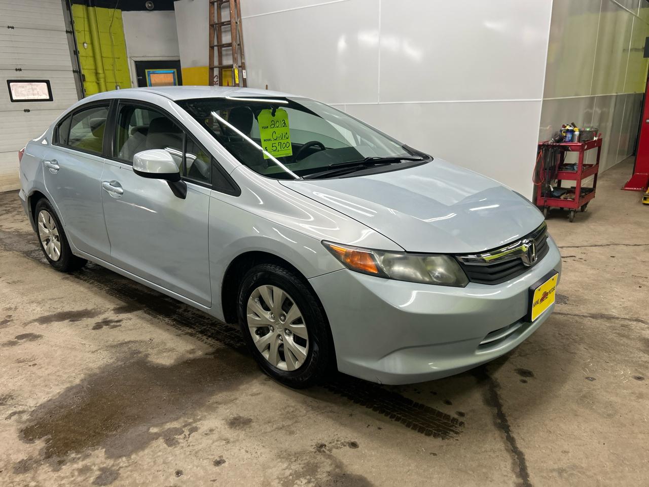 Honda Civic 4dr Sdn LX Auto 2012