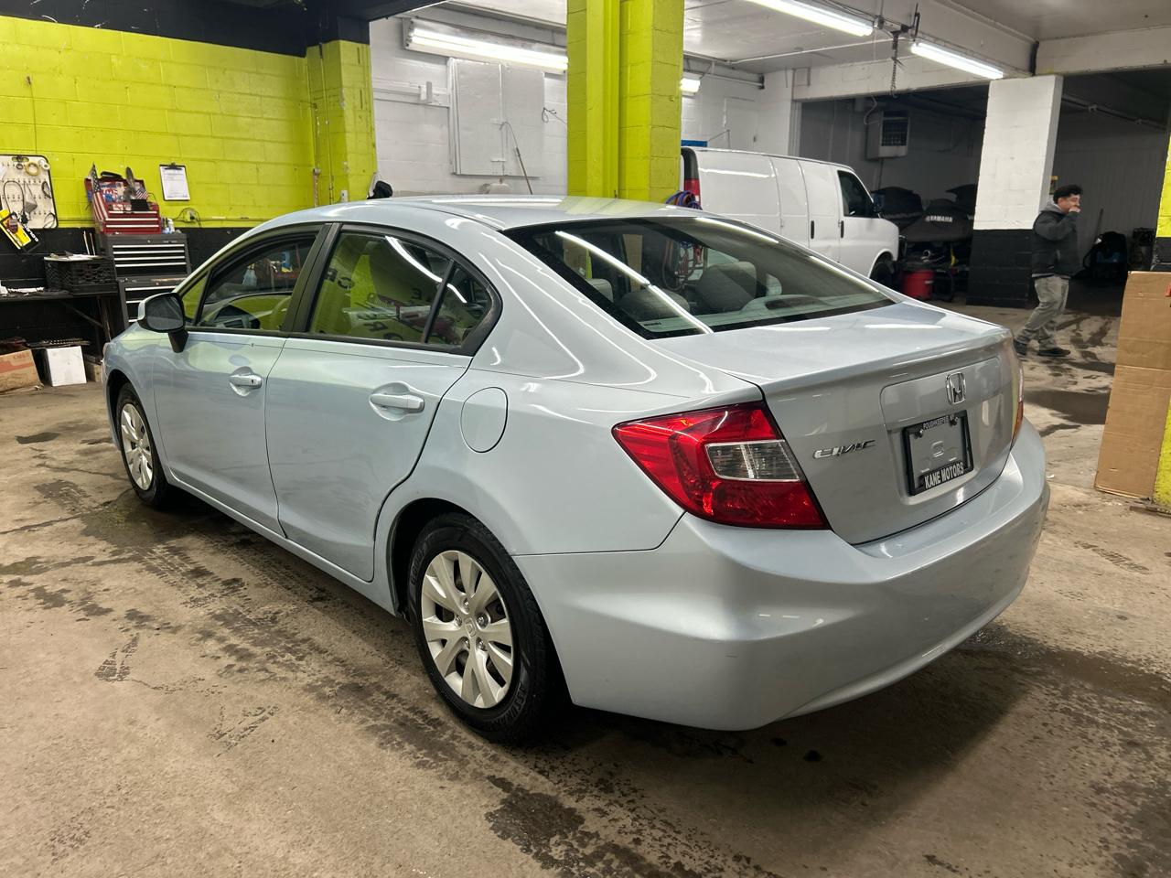 Honda Civic 4dr Sdn LX Auto 2012