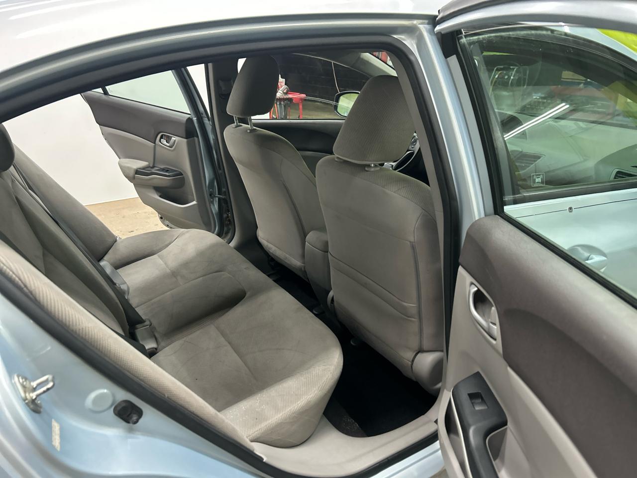 Honda Civic 4dr Sdn LX Auto 2012