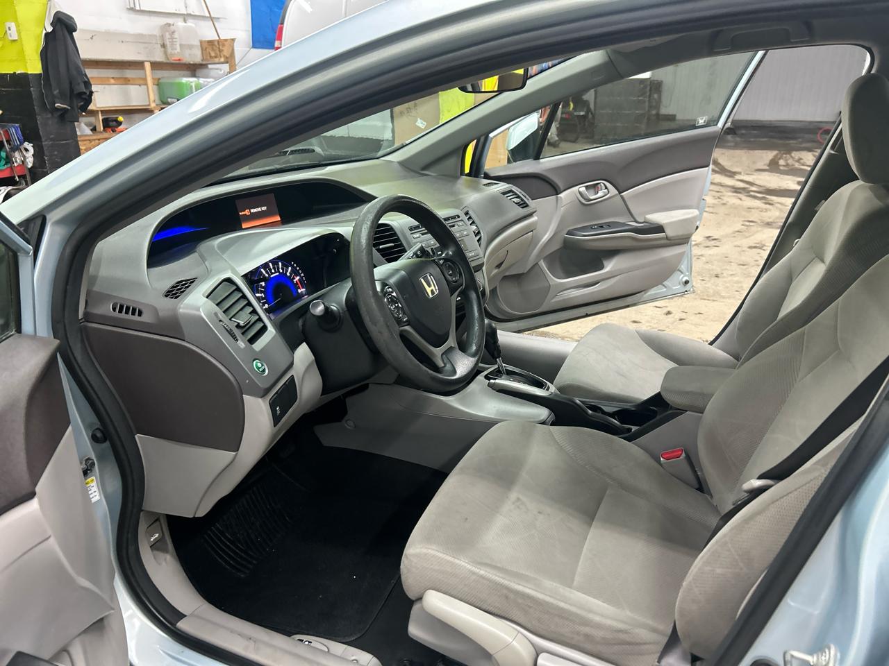 Honda Civic 4dr Sdn LX Auto 2012